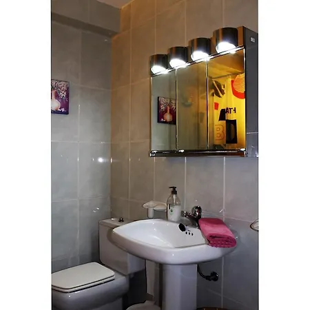 Apartament House Sunflower 2 *